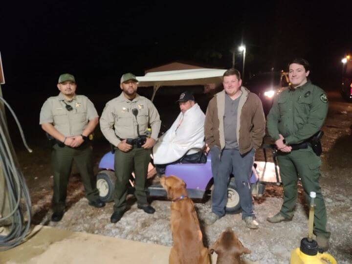 Alcorn County officers rescue stranded boater stuck on water in near freezing temperatures