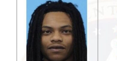 US Marshals looking for murder suspect Corinth police say is known to stay in Corinth